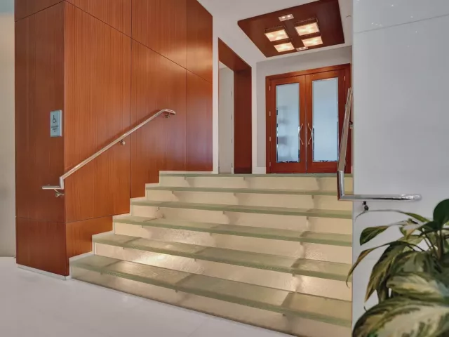 2-bedroom condo for sale in Fort Lauderdale - 2821 N Ocean Boulevard 1106S - MondialRealty