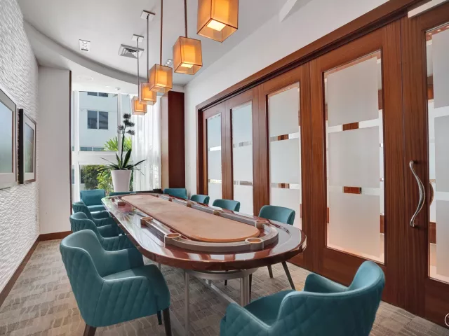 2-bedroom condo for sale in Fort Lauderdale - 2821 N Ocean Boulevard 1106S - MondialRealty