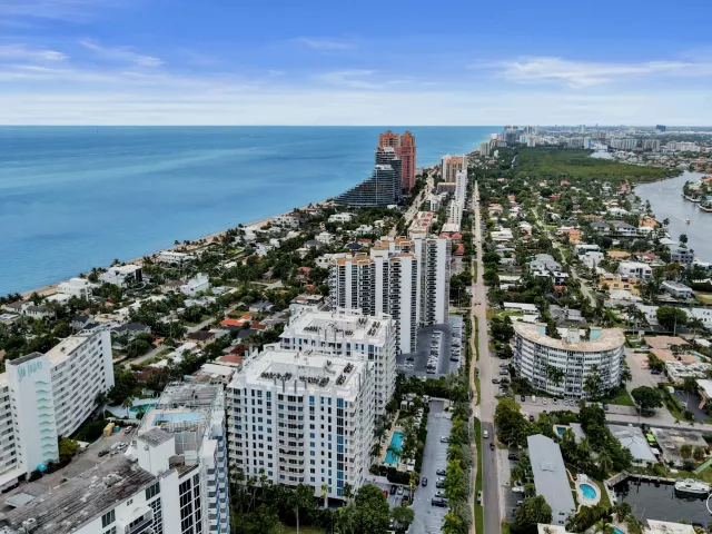 2-bedroom condo for sale in Fort Lauderdale - 2821 N Ocean Boulevard 1106S - MondialRealty