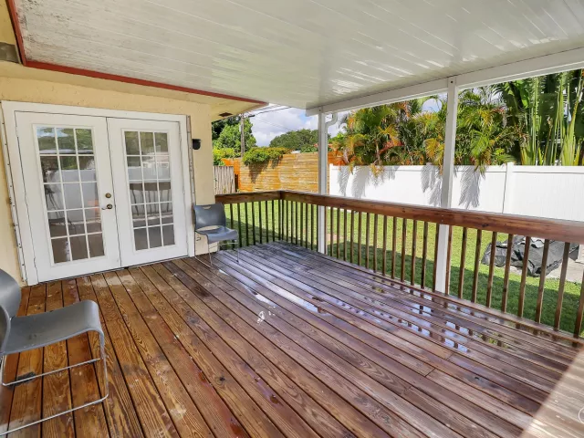 4-bedroom home for sale in Boca Raton - 2233 NW 3rd Avenue - MondialRealty