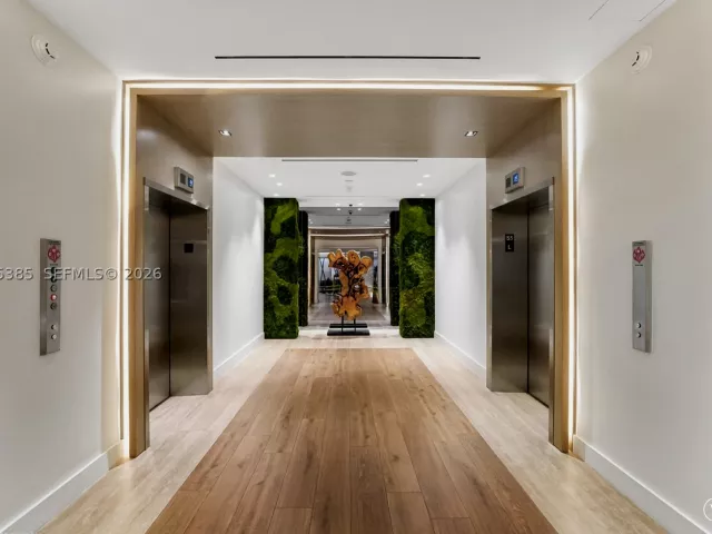 condo for sale in Miami Beach - 2301 Collins Ave 522 - MondialRealty
