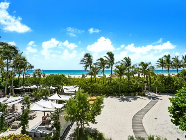 condo for sale in Miami Beach - 2301 Collins Ave 522 - MondialRealty
