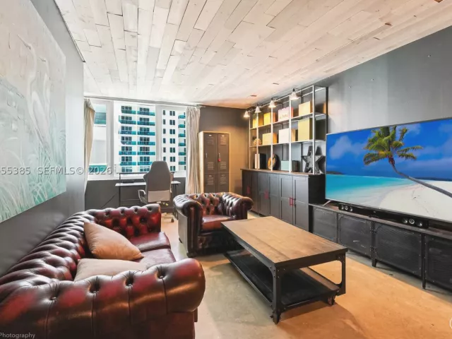 condo for sale in Miami Beach - 2301 Collins Ave 522 - MondialRealty