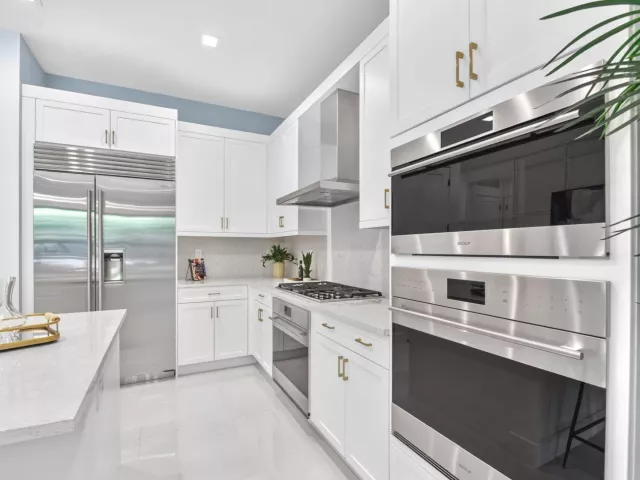 3-bedroom home for sale in West Palm Beach - 415 42nd Street - MondialRealty