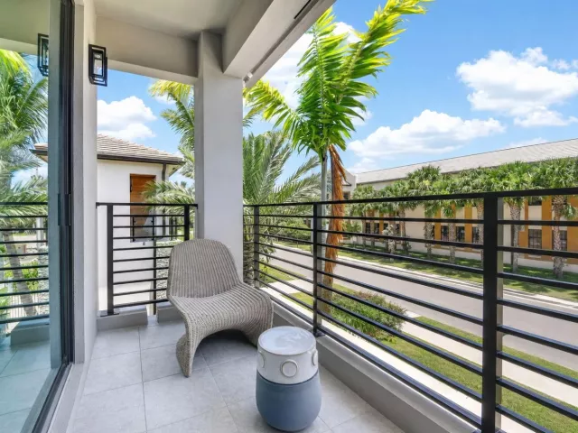 3-bedroom home for sale in West Palm Beach - 415 42nd Street - MondialRealty