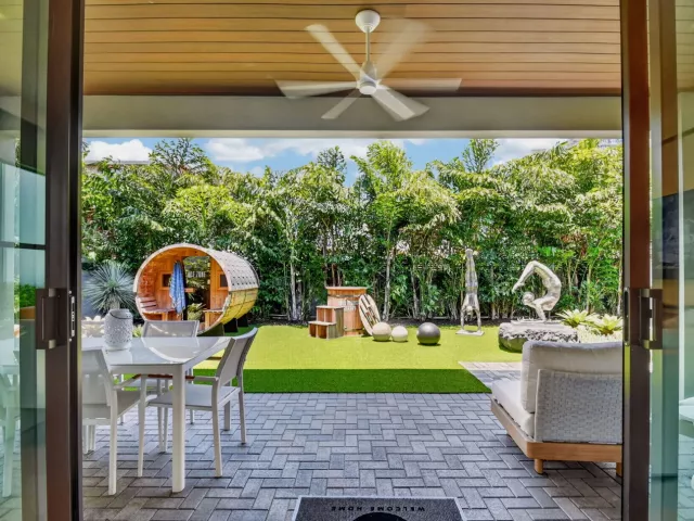 3-bedroom home for sale in West Palm Beach - 415 42nd Street - MondialRealty