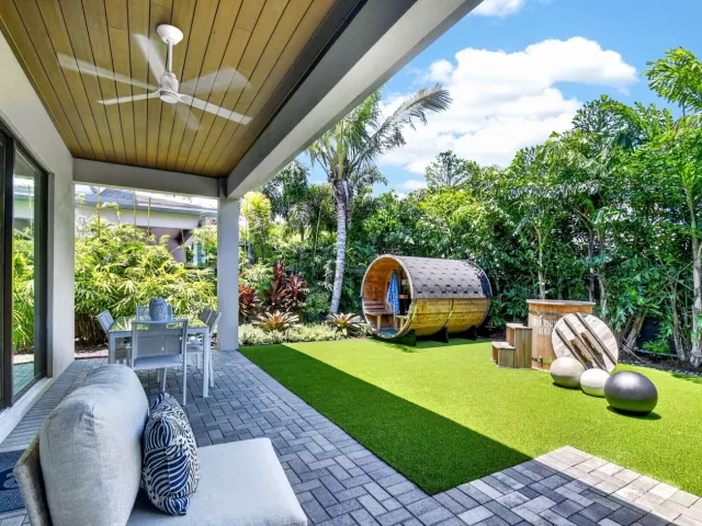 3-bedroom home for sale in West Palm Beach - 415 42nd Street - MondialRealty