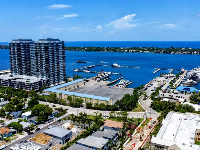 3-bedroom home for sale in West Palm Beach - 415 42nd Street - MondialRealty