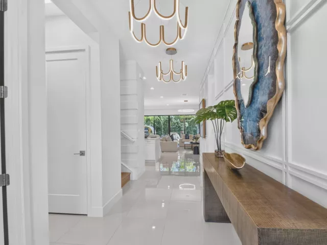 3-bedroom home for sale in West Palm Beach - 415 42nd Street - MondialRealty