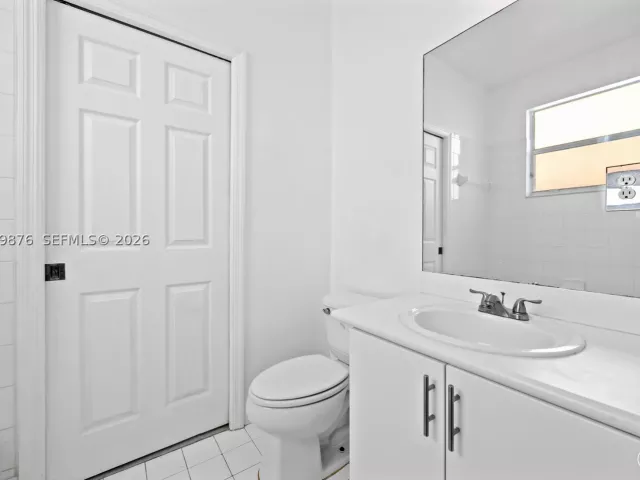 4-bedroom home for rent in Homestead - 10770 SW 245th St 10770 - MondialRealty