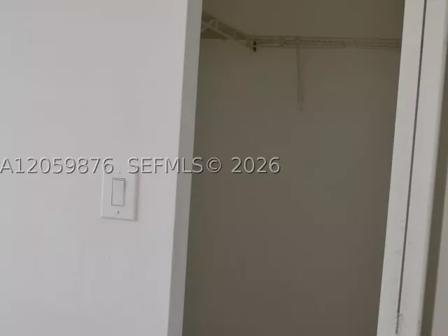 4-bedroom home for rent in Homestead - 10770 SW 245th St 10770 - MondialRealty