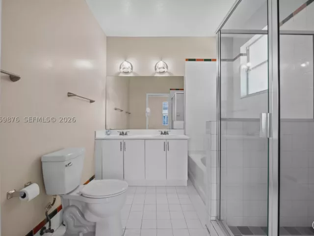 4-bedroom home for rent in Homestead - 10770 SW 245th St 10770 - MondialRealty