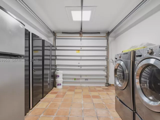 2-bedroom home for rent in Hollywood - 110 N 16th Ave 0 - MondialRealty
