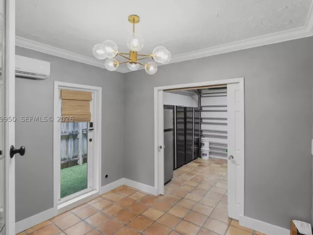 2-bedroom home for rent in Hollywood - 110 N 16th Ave 0 - MondialRealty