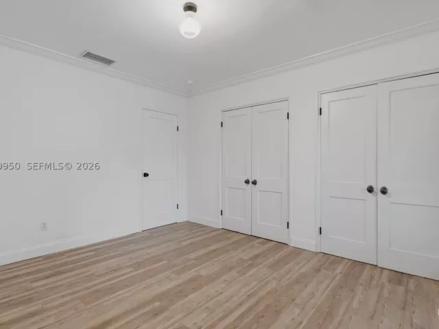 2-bedroom home for rent in Hollywood - 110 N 16th Ave 0 - MondialRealty