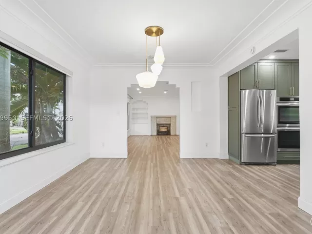 2-bedroom home for rent in Hollywood - 110 N 16th Ave 0 - MondialRealty