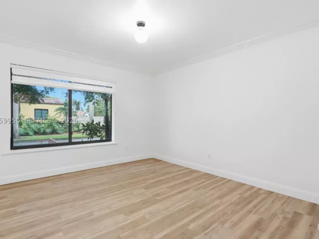 2-bedroom home for rent in Hollywood - 110 N 16th Ave 0 - MondialRealty