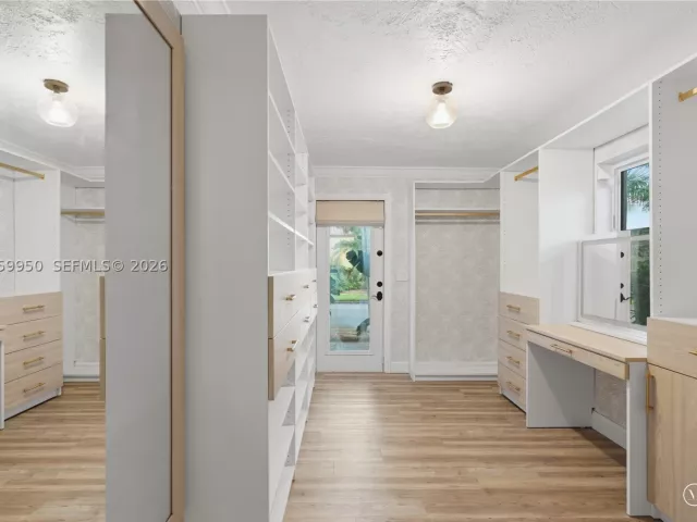 2-bedroom home for rent in Hollywood - 110 N 16th Ave 0 - MondialRealty