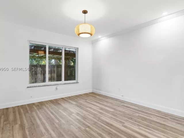 2-bedroom home for rent in Hollywood - 110 N 16th Ave 0 - MondialRealty