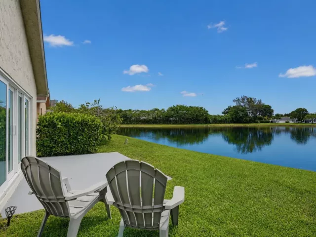 3-bedroom home for sale in Boca Raton - 9123 PINE SPRINGS Drive - MondialRealty