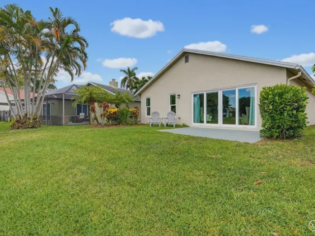 3-bedroom home for sale in Boca Raton - 9123 PINE SPRINGS Drive - MondialRealty