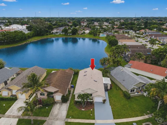 3-bedroom home for sale in Boca Raton - 9123 PINE SPRINGS Drive - MondialRealty