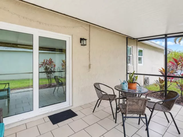 3-bedroom home for sale in Boca Raton - 9123 PINE SPRINGS Drive - MondialRealty