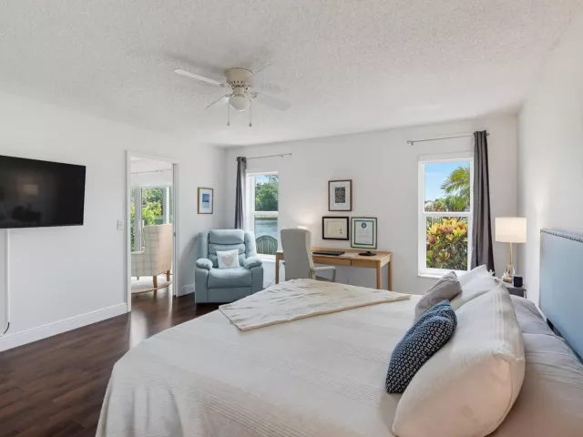 3-bedroom home for sale in Boca Raton - 9123 PINE SPRINGS Drive - MondialRealty