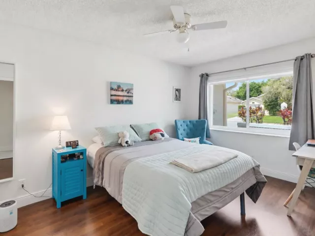 3-bedroom home for sale in Boca Raton - 9123 PINE SPRINGS Drive - MondialRealty