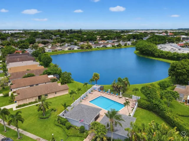 3-bedroom home for sale in Boca Raton - 9123 PINE SPRINGS Drive - MondialRealty
