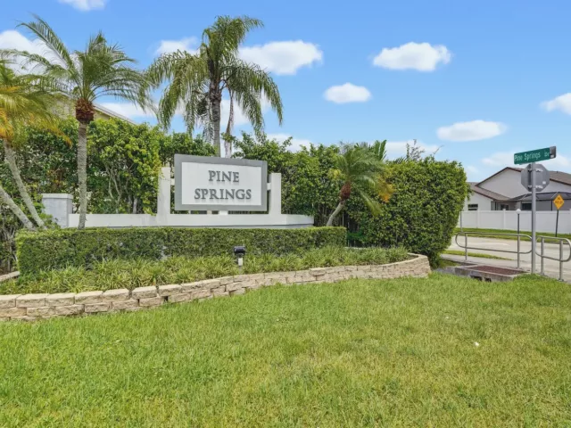 3-bedroom home for sale in Boca Raton - 9123 PINE SPRINGS Drive - MondialRealty
