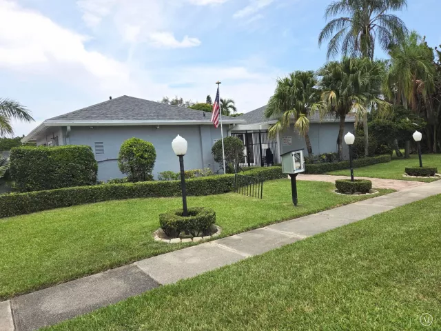 3-bedroom home for sale in Boca Raton - 9123 PINE SPRINGS Drive - MondialRealty