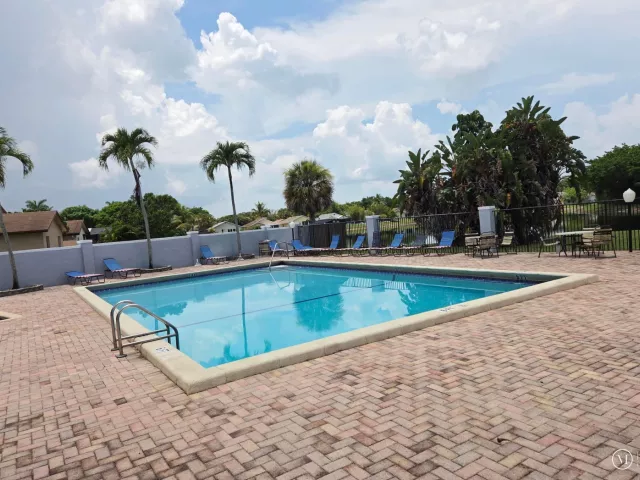 3-bedroom home for sale in Boca Raton - 9123 PINE SPRINGS Drive - MondialRealty