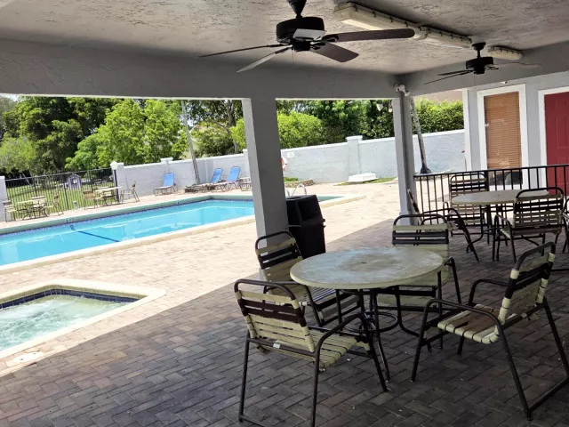 3-bedroom home for sale in Boca Raton - 9123 PINE SPRINGS Drive - MondialRealty