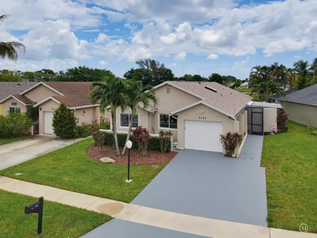 3-bedroom home for sale in Boca Raton - 9123 PINE SPRINGS Drive - MondialRealty