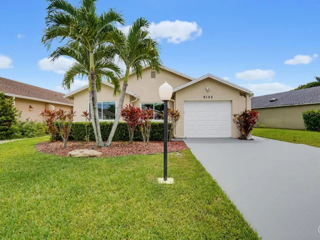 3-bedroom home for sale in Boca Raton - 9123 PINE SPRINGS Drive - MondialRealty