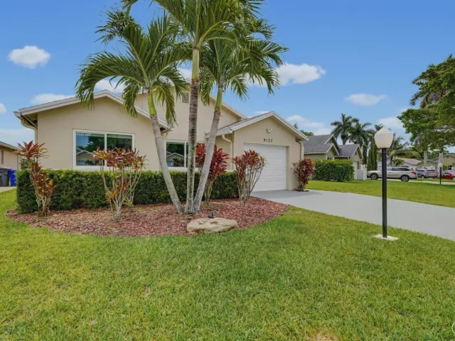 3-bedroom home for sale in Boca Raton - 9123 PINE SPRINGS Drive - MondialRealty