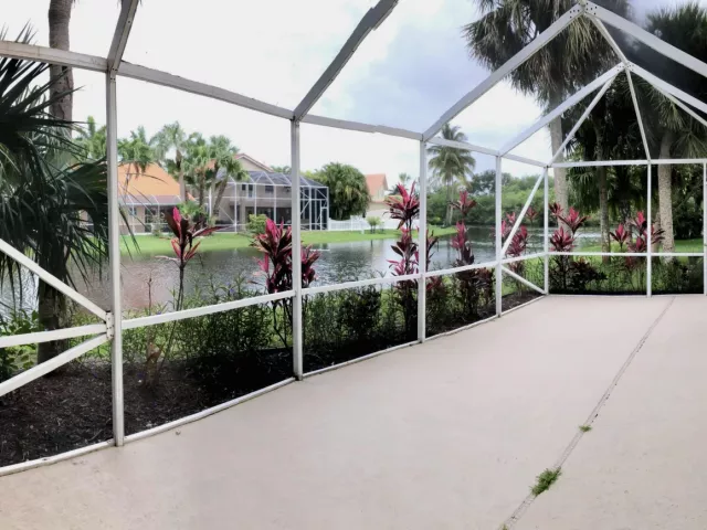 4-bedroom home for rent in Boca Raton - 21440 Millbrook Court - MondialRealty