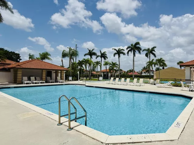 4-bedroom home for rent in Boca Raton - 21440 Millbrook Court - MondialRealty