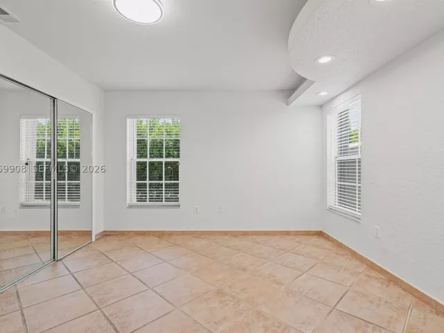 3-bedroom home for sale in Miami - 14242 SW 46th Ter - MondialRealty