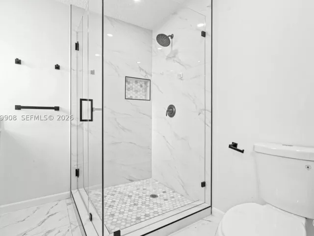 3-bedroom home for sale in Miami - 14242 SW 46th Ter - MondialRealty