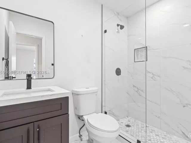 3-bedroom home for sale in Miami - 14242 SW 46th Ter - MondialRealty