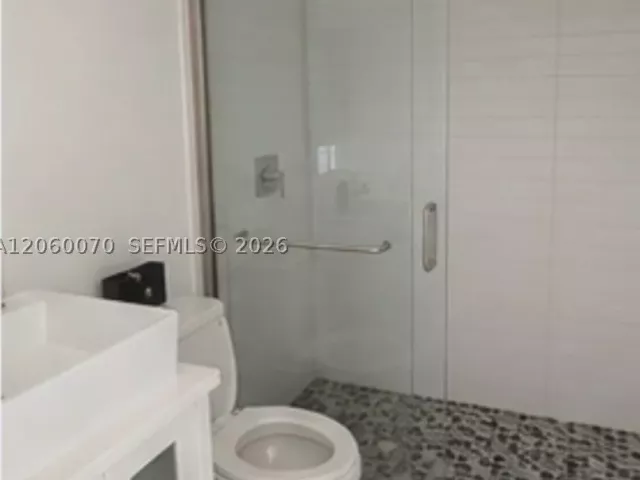 3-bedroom home for rent in Miami Beach - 455 S Shore Dr - MondialRealty