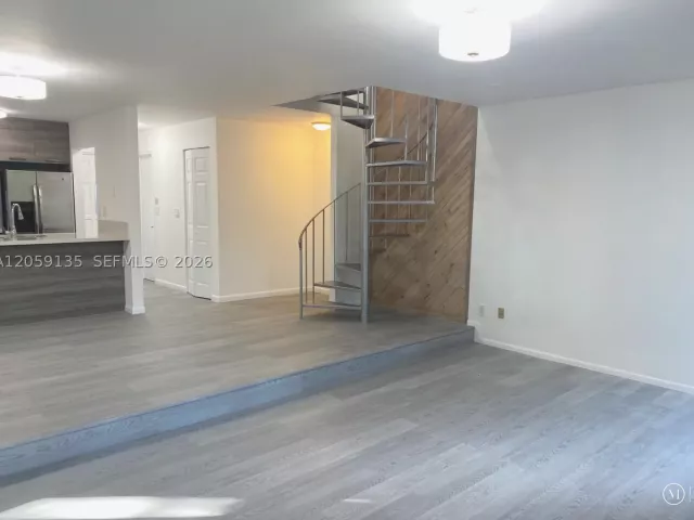 2-bedroom home for rent in Miami - 2180 Brickell Ave 7 - MondialRealty