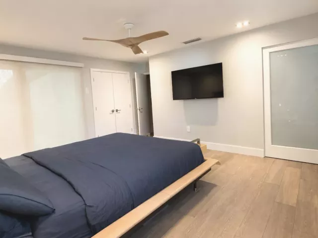 2-bedroom home for rent in Miami - 2571 TIGERTAIL Avenue - MondialRealty