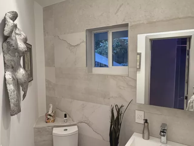 2-bedroom home for rent in Miami - 2571 TIGERTAIL Avenue - MondialRealty