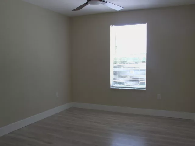 4-bedroom home for sale in Miami Gardens - 1724 NW 152ND Terrace - MondialRealty