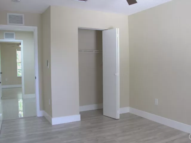 4-bedroom home for sale in Miami Gardens - 1724 NW 152ND Terrace - MondialRealty