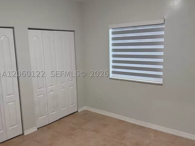 4-bedroom home for rent in Miami - 9128 SW 162nd Pl - MondialRealty