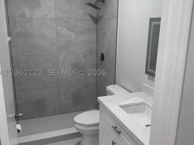 4-bedroom home for rent in Miami - 9128 SW 162nd Pl - MondialRealty